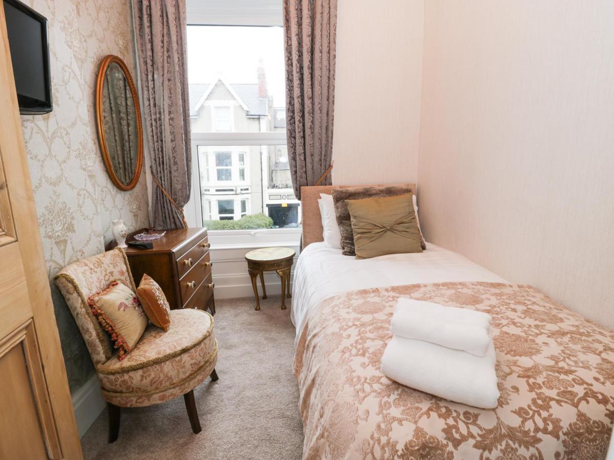 Abbeylands House Villa Llandudno Dış mekan fotoğraf