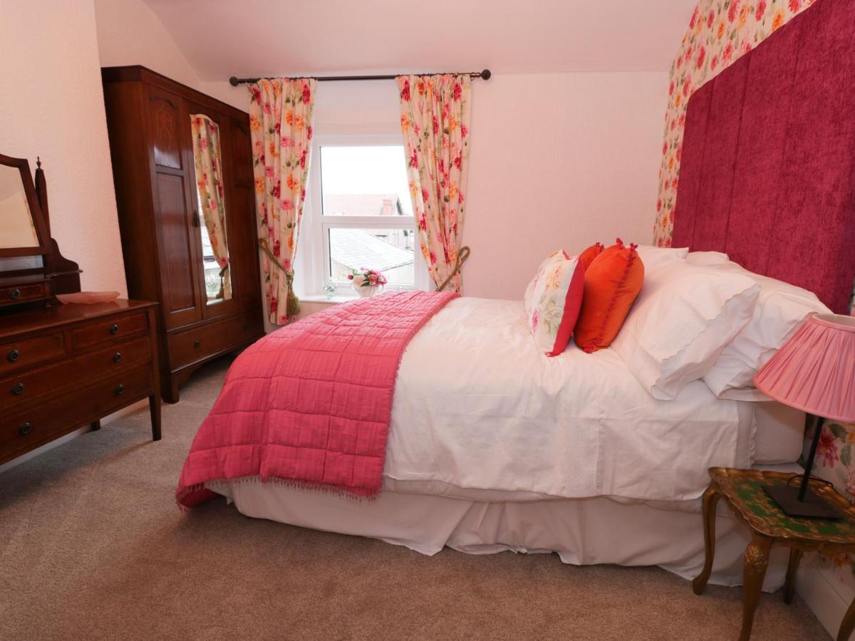 Abbeylands House Villa Llandudno Dış mekan fotoğraf